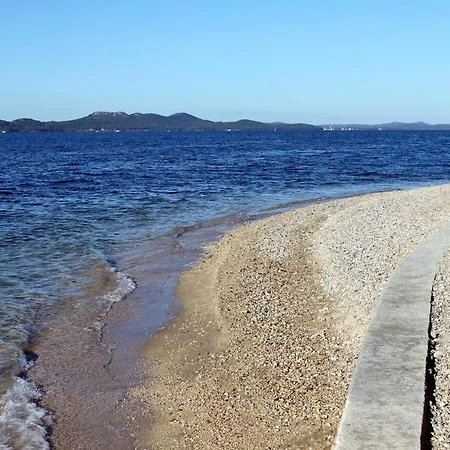 16336c * Zadar